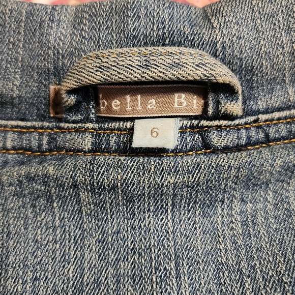 Isabella Bird Denim Blazer | Size 6 - Picture 10 of 10